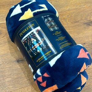 Pendleton Ultra Soft Throw